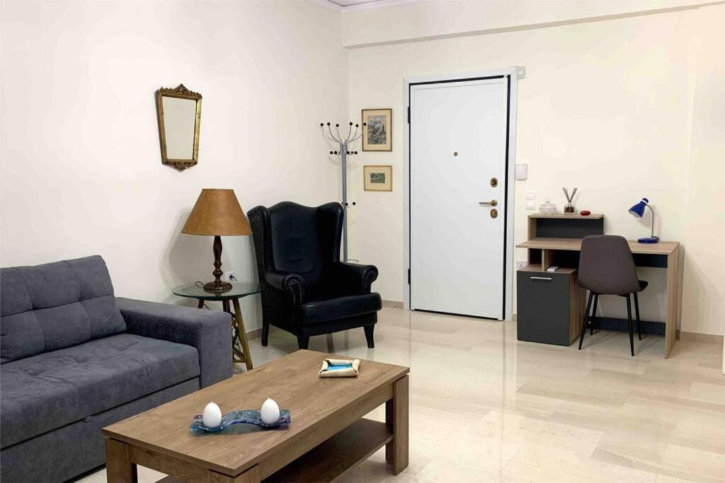 Alexa'S Downtown Apartment Афины Экстерьер фото