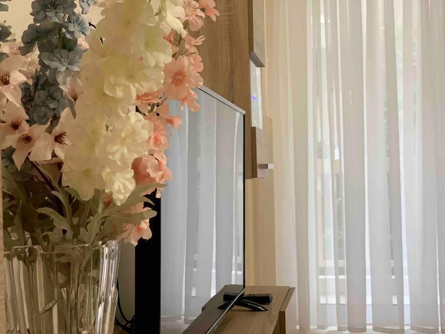Alexa'S Downtown Apartment Афины Экстерьер фото